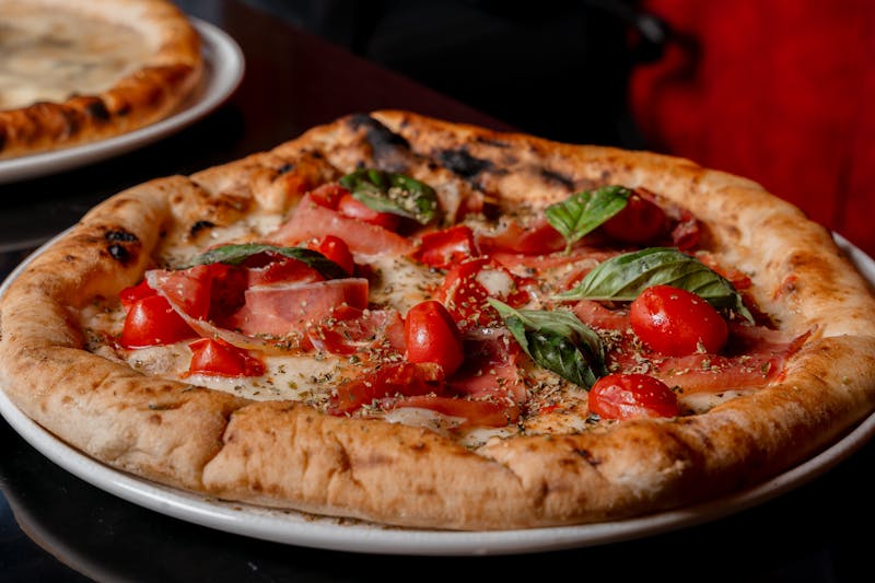 Prosciutto and fig pizza with arugula